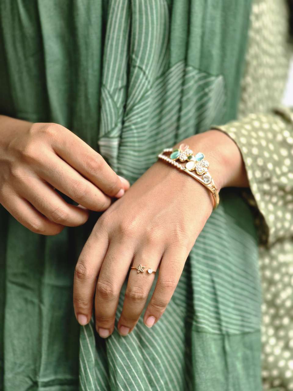 gold-plated floral kada bangle (or hinge-lock cuff bracelet). - ছবি 2