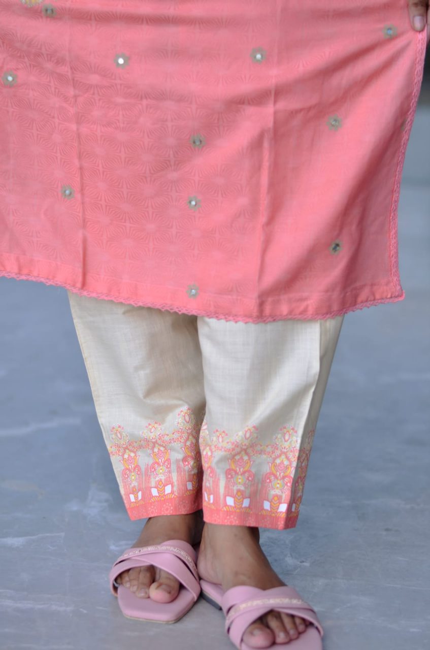 বুটিক্স থ্রিপিচ - ছবি 3